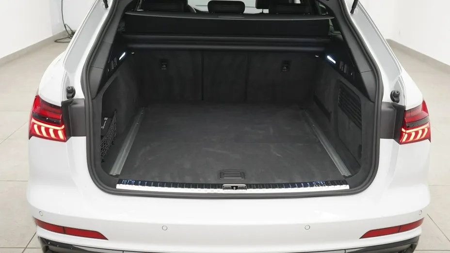 AUDI A6 Avant -