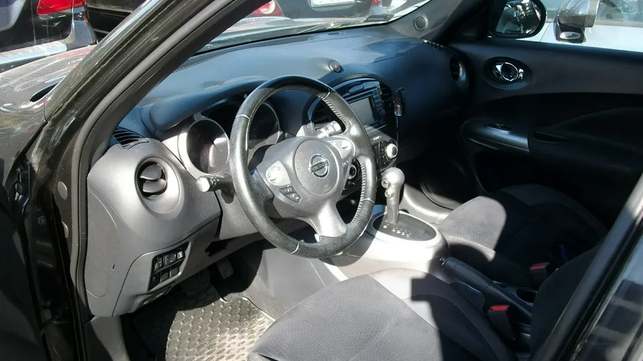 NISSAN Juke -