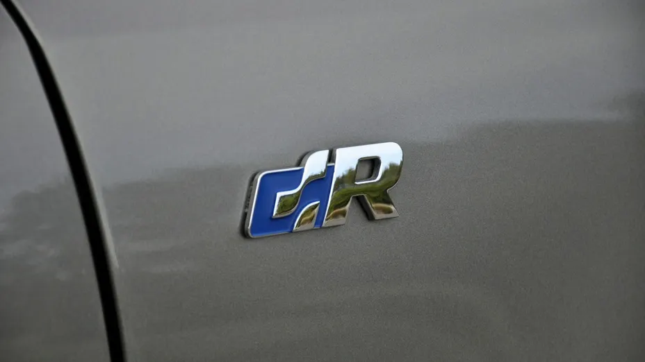 VOLKSWAGEN Tiguan -