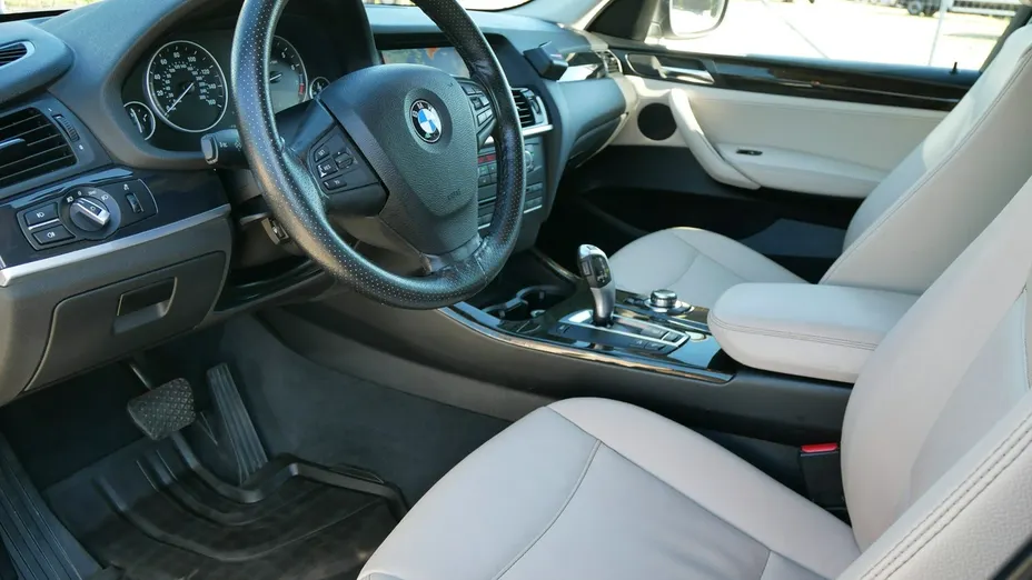 BMW X3 -
