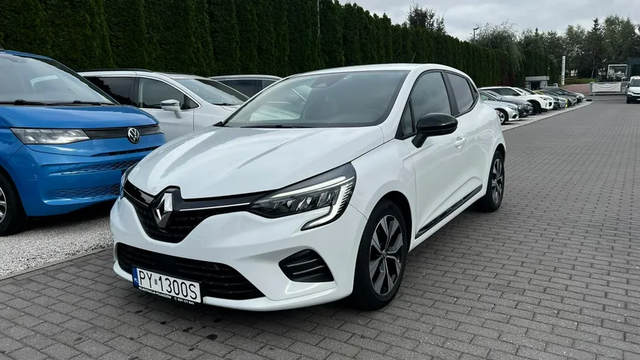 RENAULT Clio -