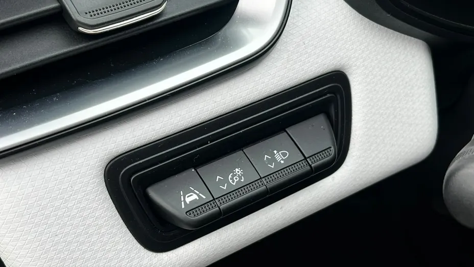 RENAULT Clio -