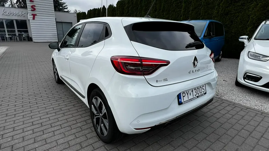 RENAULT Clio -