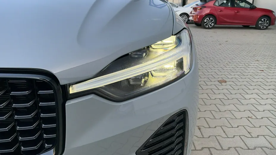 VOLVO XC60 -