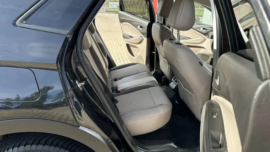 OPEL Grandland X -