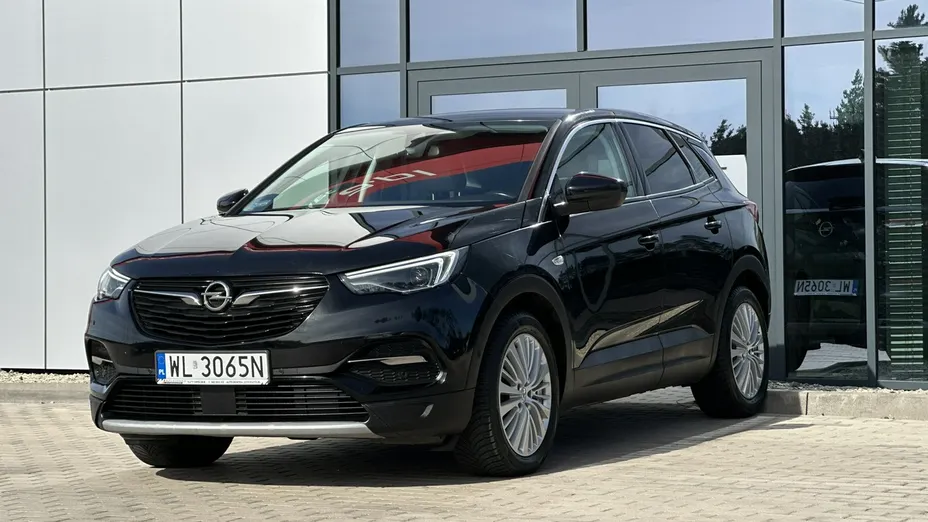 OPEL Grandland X -
