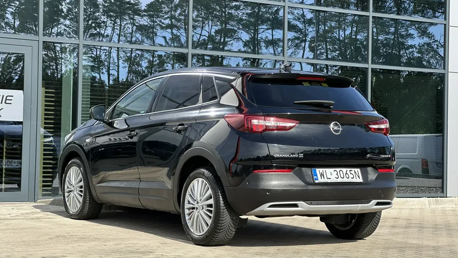 OPEL Grandland X -
