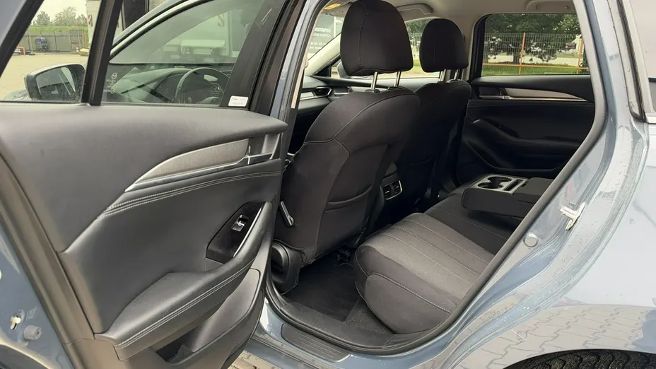 MAZDA 6 -