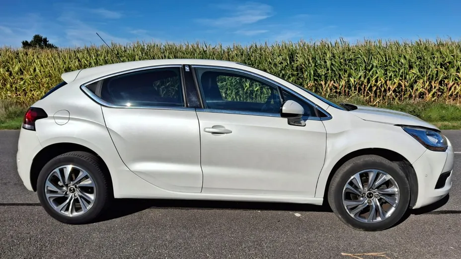 CITROEN DS4 -