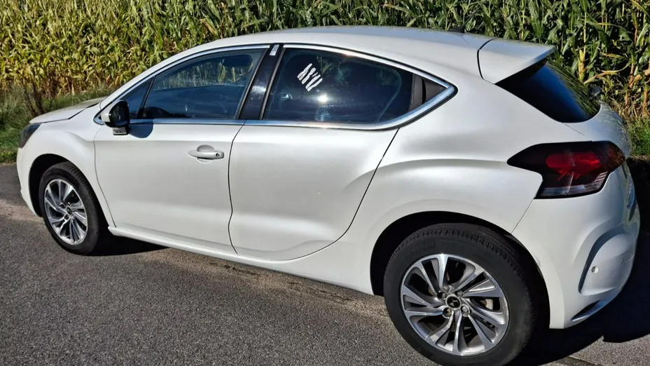 CITROEN DS4 -