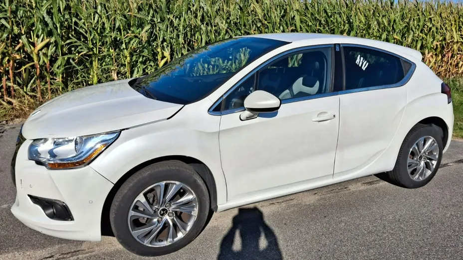 CITROEN DS4 -