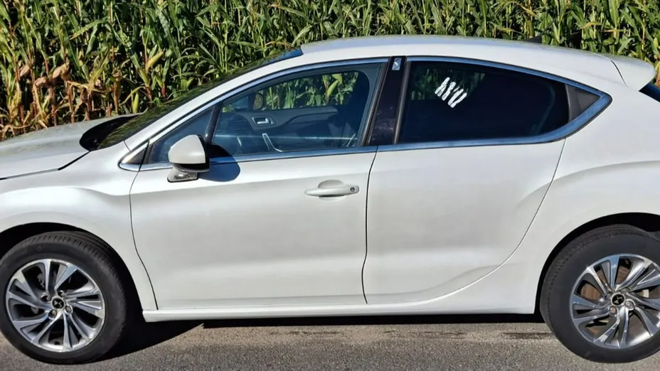 CITROEN DS4 -