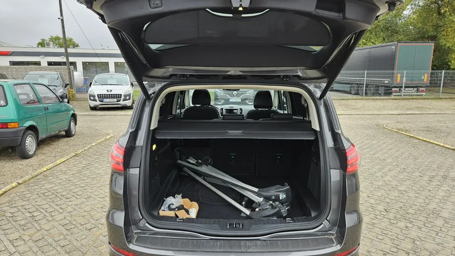 FORD S-MAX -