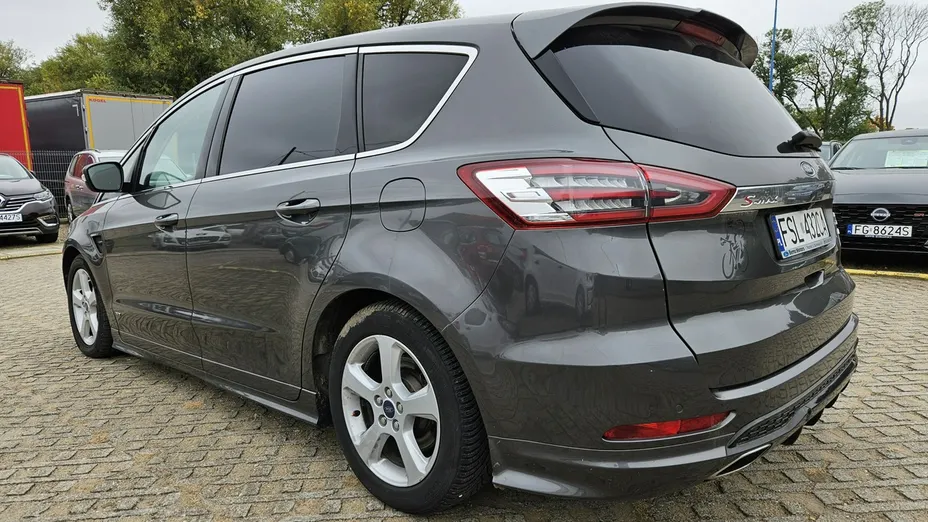 FORD S-MAX -