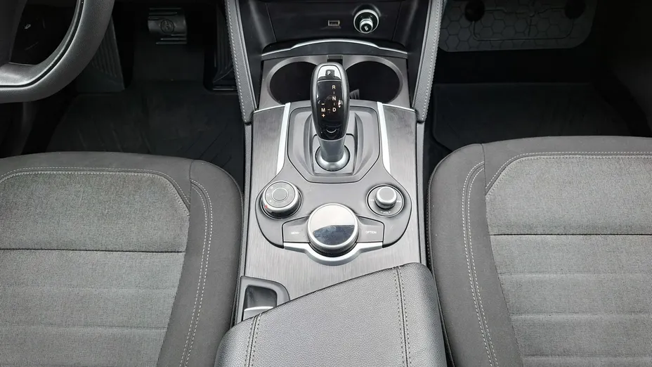 ALFA ROMEO Stelvio -