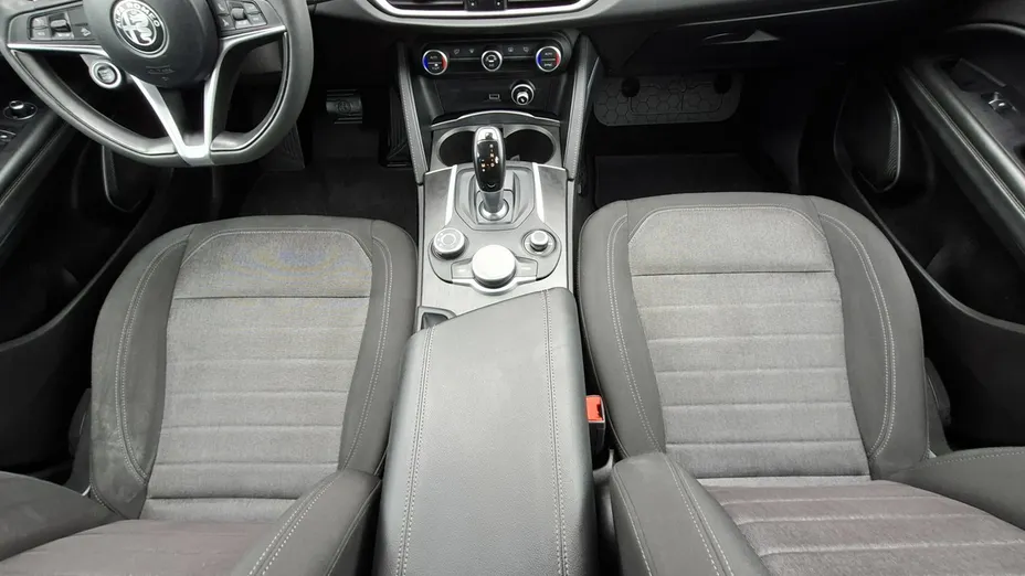 ALFA ROMEO Stelvio -