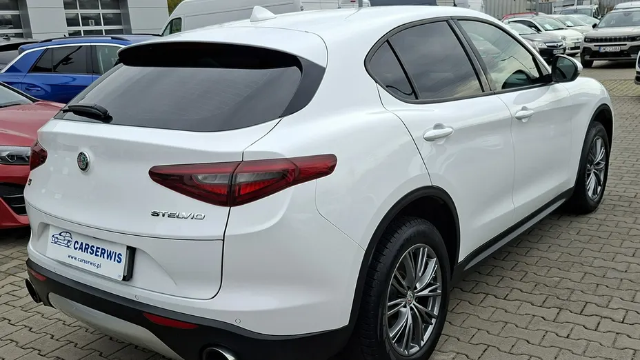 ALFA ROMEO Stelvio -