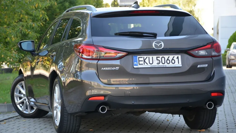 MAZDA 6 -