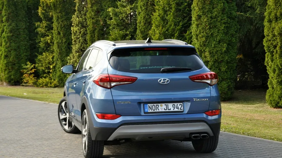 HYUNDAI Tucson -