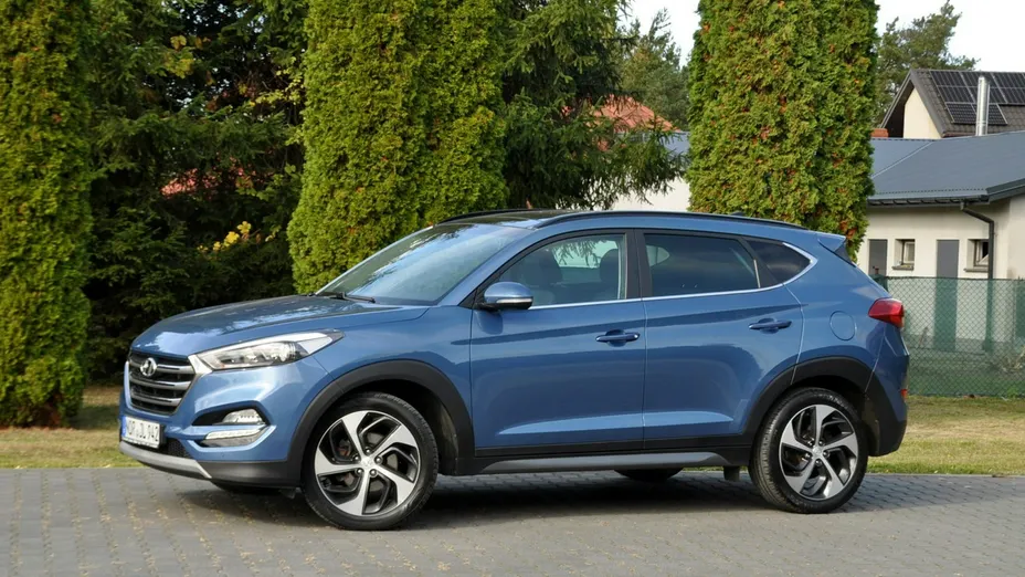 HYUNDAI Tucson -