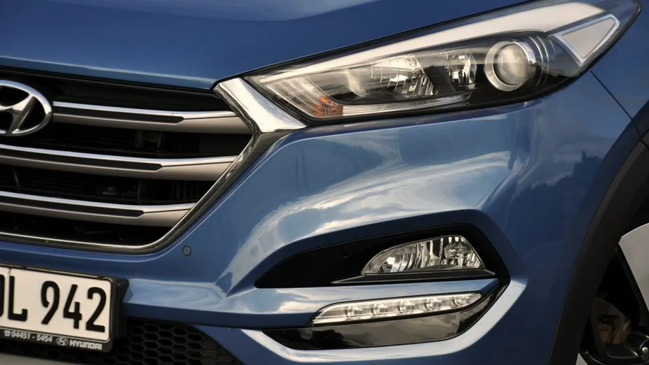 HYUNDAI Tucson -