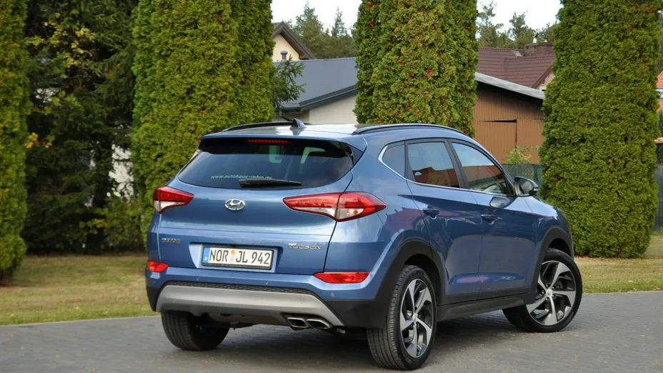 HYUNDAI Tucson -