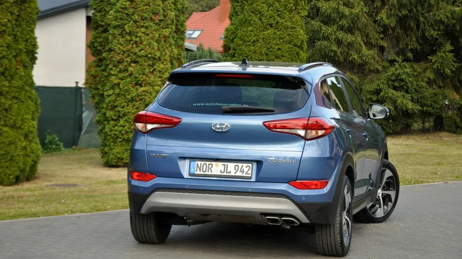 HYUNDAI Tucson -