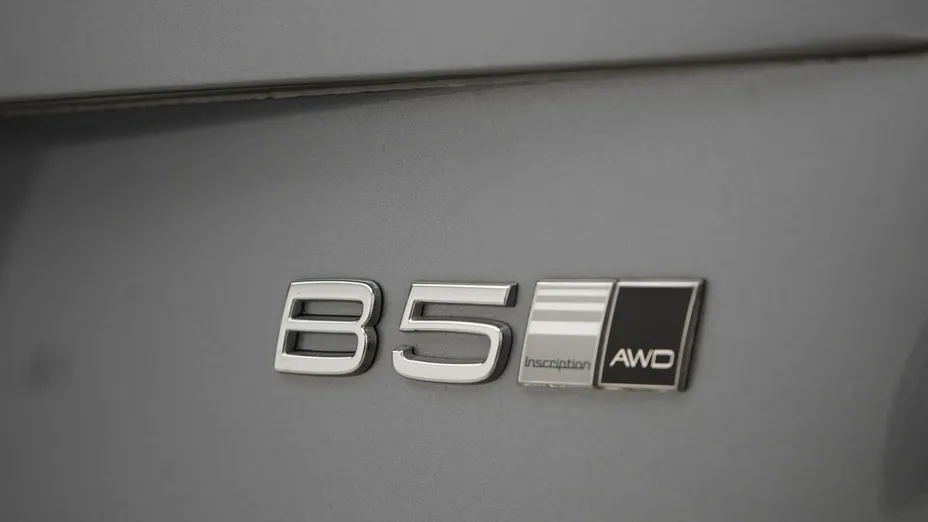 VOLVO XC90 -