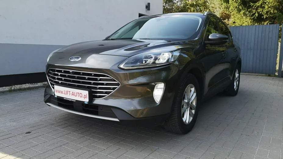 FORD Kuga -