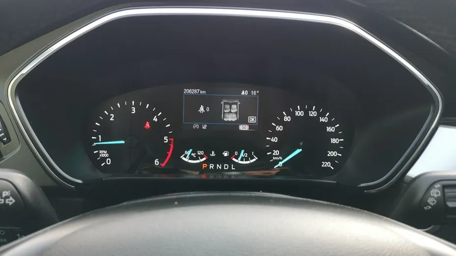 FORD Kuga -