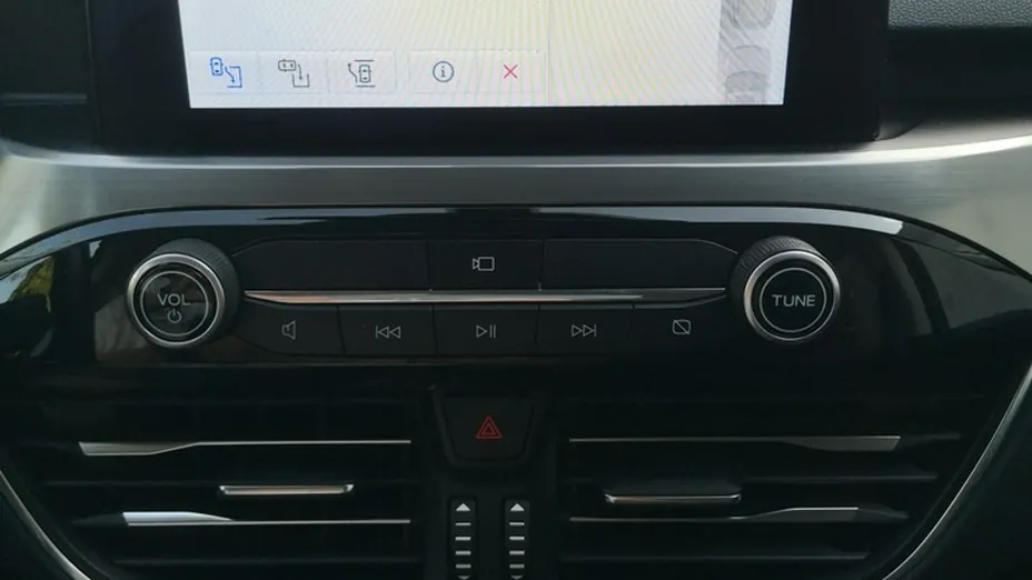 FORD Kuga -