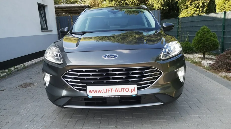 FORD Kuga -