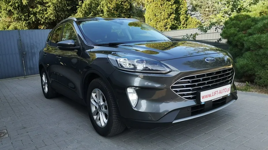 FORD Kuga -