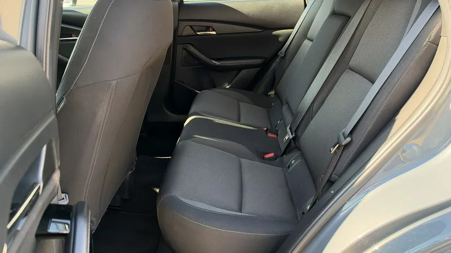 MAZDA CX-30 -