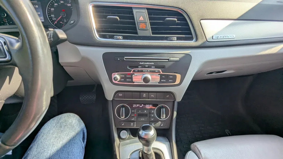 AUDI Q3 -
