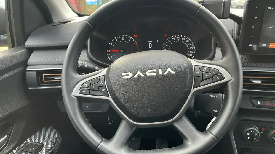 DACIA Sandero -