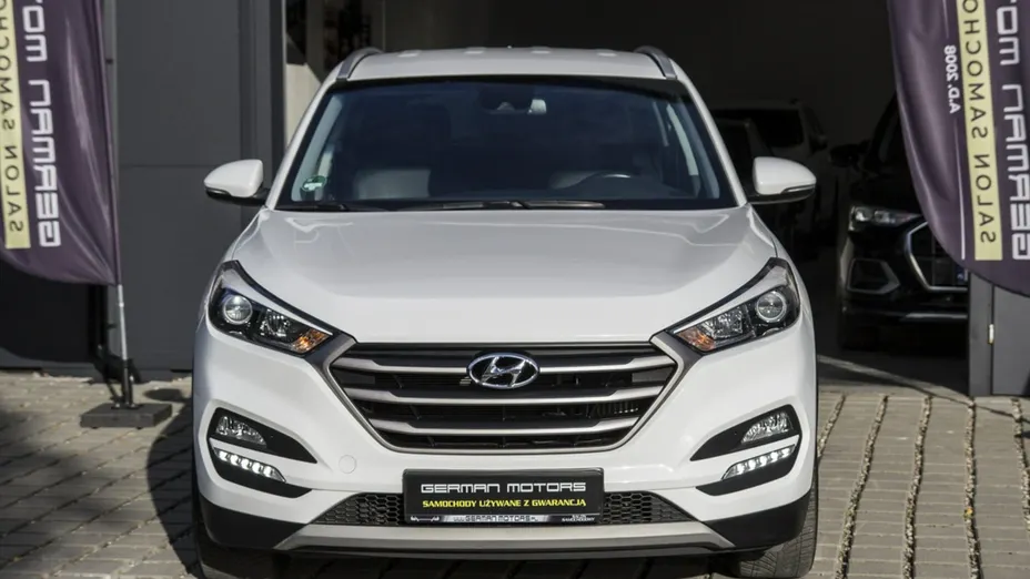 HYUNDAI Tucson -