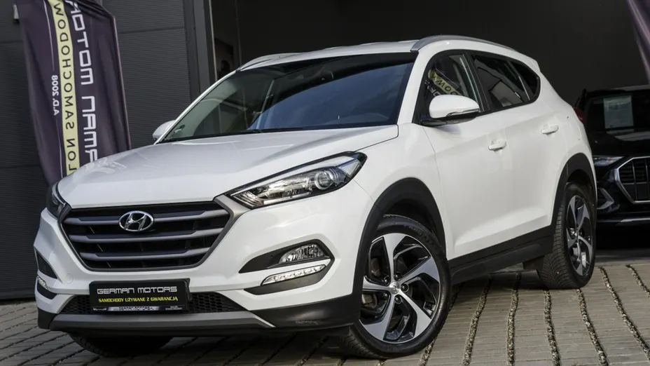 HYUNDAI Tucson -