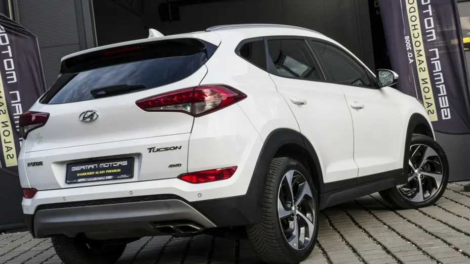 HYUNDAI Tucson -