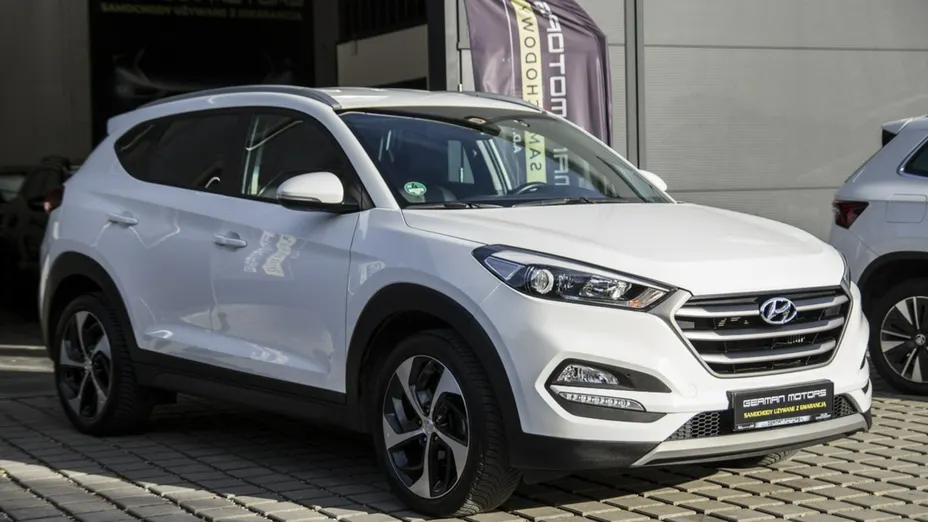 HYUNDAI Tucson -