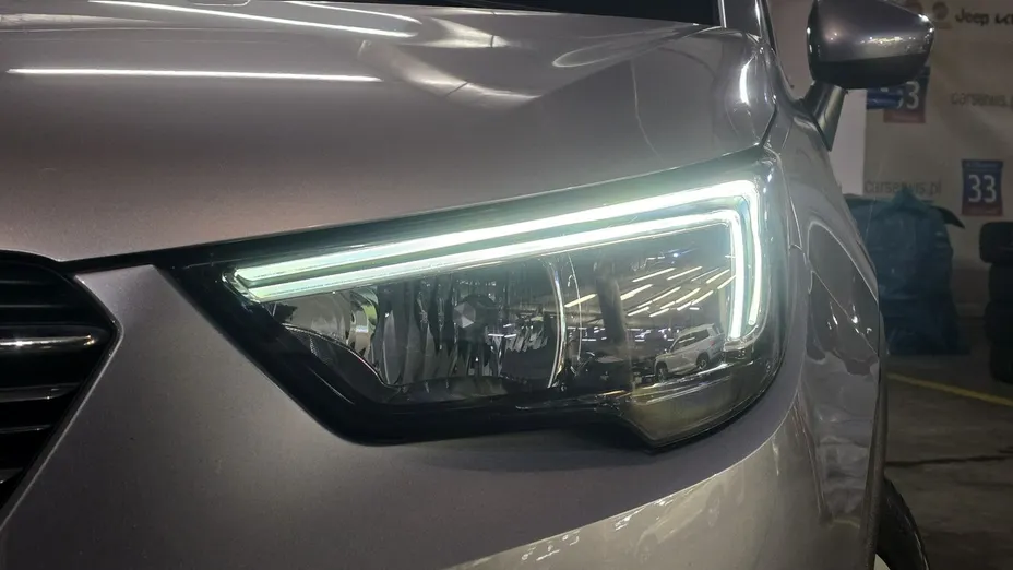 OPEL Crossland X -