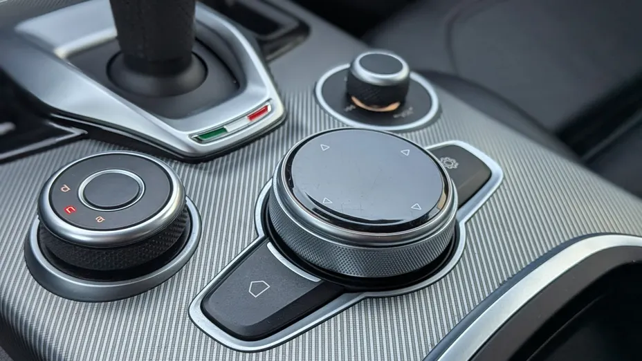 ALFA ROMEO Stelvio -
