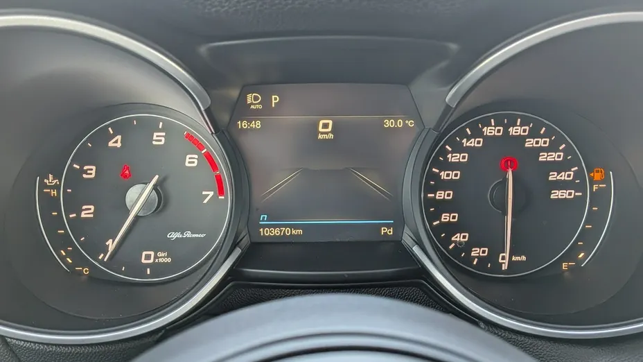 ALFA ROMEO Stelvio -