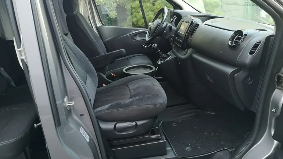 OPEL Vivaro -