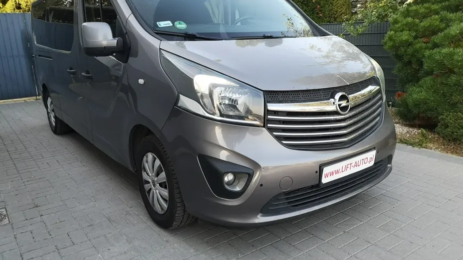 OPEL Vivaro -