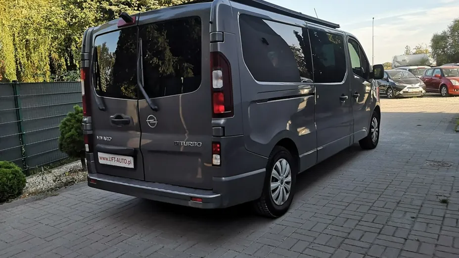 OPEL Vivaro -