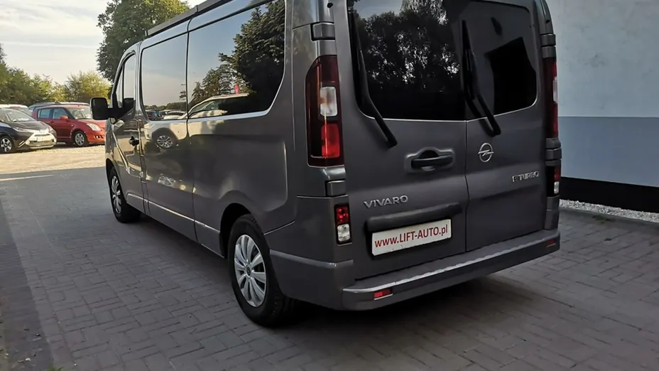 OPEL Vivaro -