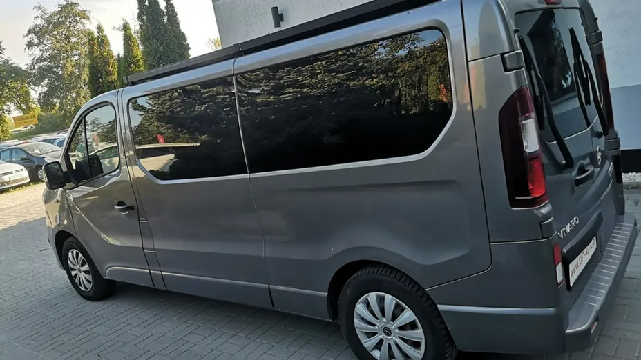 OPEL Vivaro -