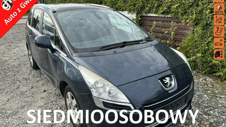 PEUGEOT 5008 -