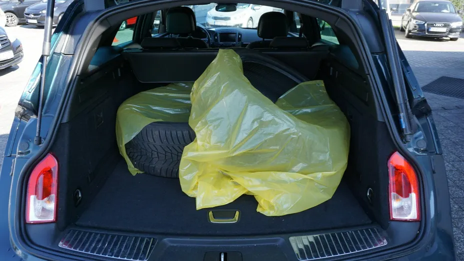 OPEL Insignia -